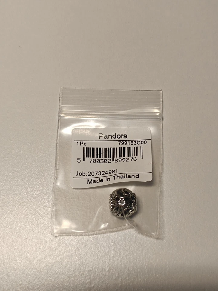 Pandora Offen gearbeitetes Sonne, Mond & Sterne Charm Sterling-Silber 799183C00 - Bild 4 von 4