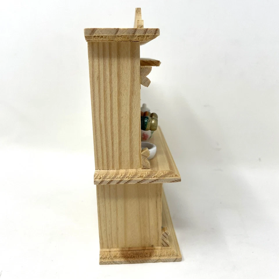 Armario despensa de madera miniatura para casa de muñecas Hutch escala 1:12 y accesorios Foto 4 de 4