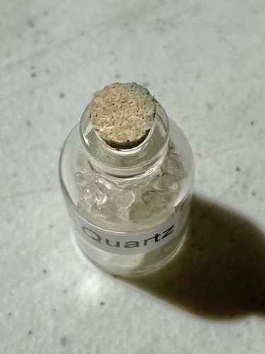 Kristallklare Quarz Mini Edelstein Flaschen Rein Verstärkt Klarheit Licht - Bild 3 von 8