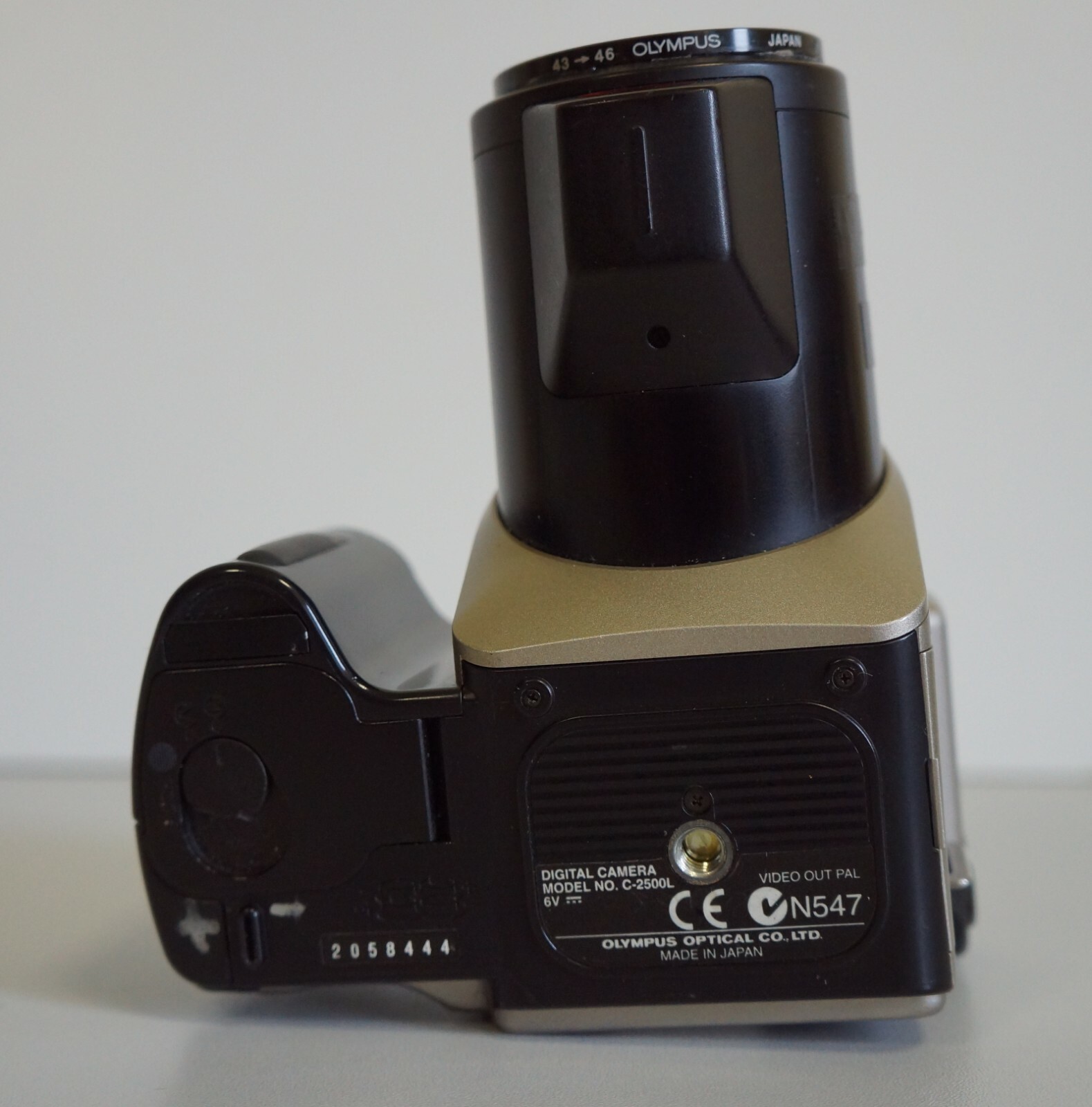 Olympus C2500 L 2MP Digital Camera SLR 3x Zoom DSLR Spares Repairs