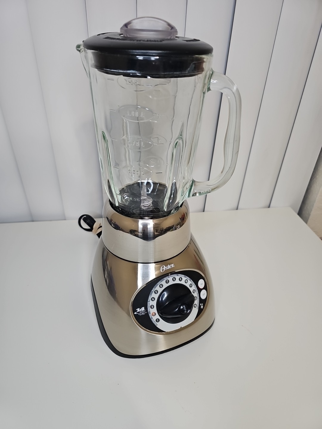 Vintage Oster 14-Speed Classic Blender Service No. 6854 Glas