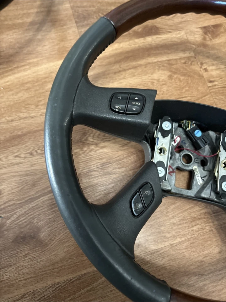2003-2006 Cadillac Escalade Steering Wheel W/Controls OEM Pewter Gray Woodgrain - Image 3 of 4