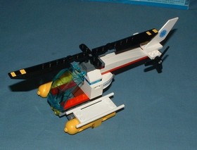 TOWN: CITY STARTER SET 60086 - LEGO - 2015 - USED CONDITION