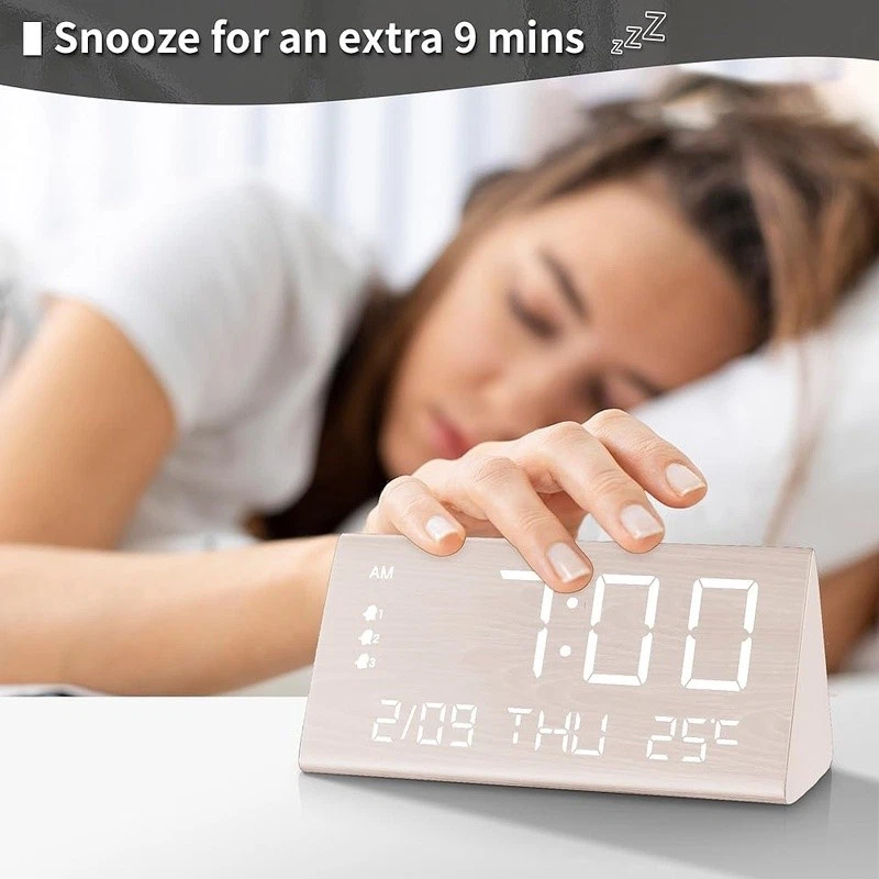 Reloj Despertador Digital 3 Alarmas Reposo Brillo Ajustable Elegante Diseño Madera EE. UU. Foto 4 de 4