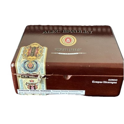 Alec Bradley Tempus Nicaragua Gordo Handmade Collectible Cigar Box