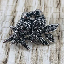 Vtg Avon Silver Tone Lapel Tac Pin - Precious Pet Love Birds