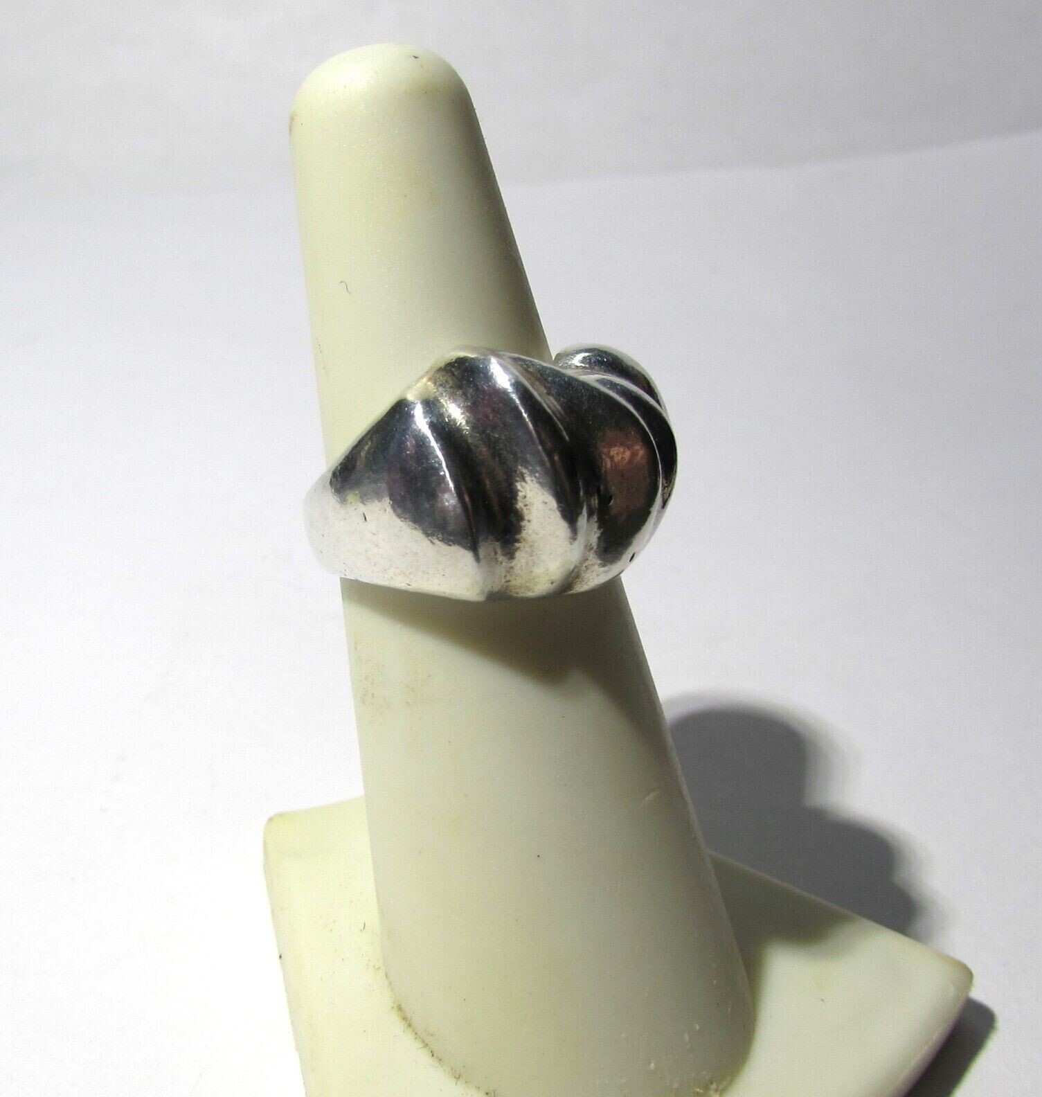 925 Sterling Silver Ruffled Statement Ring sz 5.7… - image 4