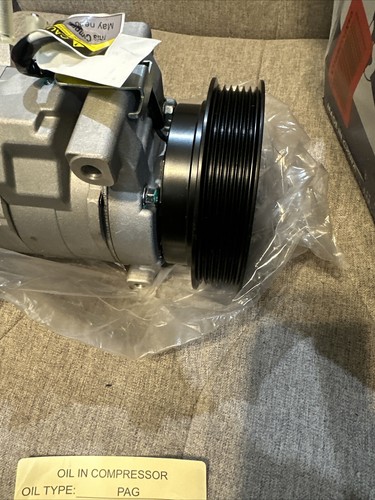 UAC ~ A/C Compressor ~ HA17J ~ CO 30003c~ BRAND NEW ~ - Bild 6 von 10