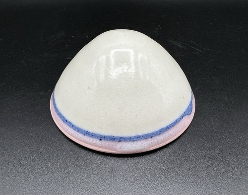 Studio Art Pottery Egg Shaped Trinket Box 5” Yellow & Pink Bunny Rabbit Signed - Picture 12 of 14