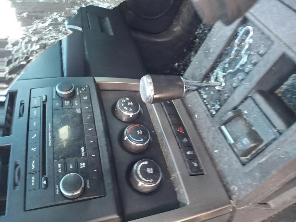 Jeep Liberty ECM 2012 módulo de control electrónico 3,7 L 4x4 usado 84.000 millas Foto 3 de 4