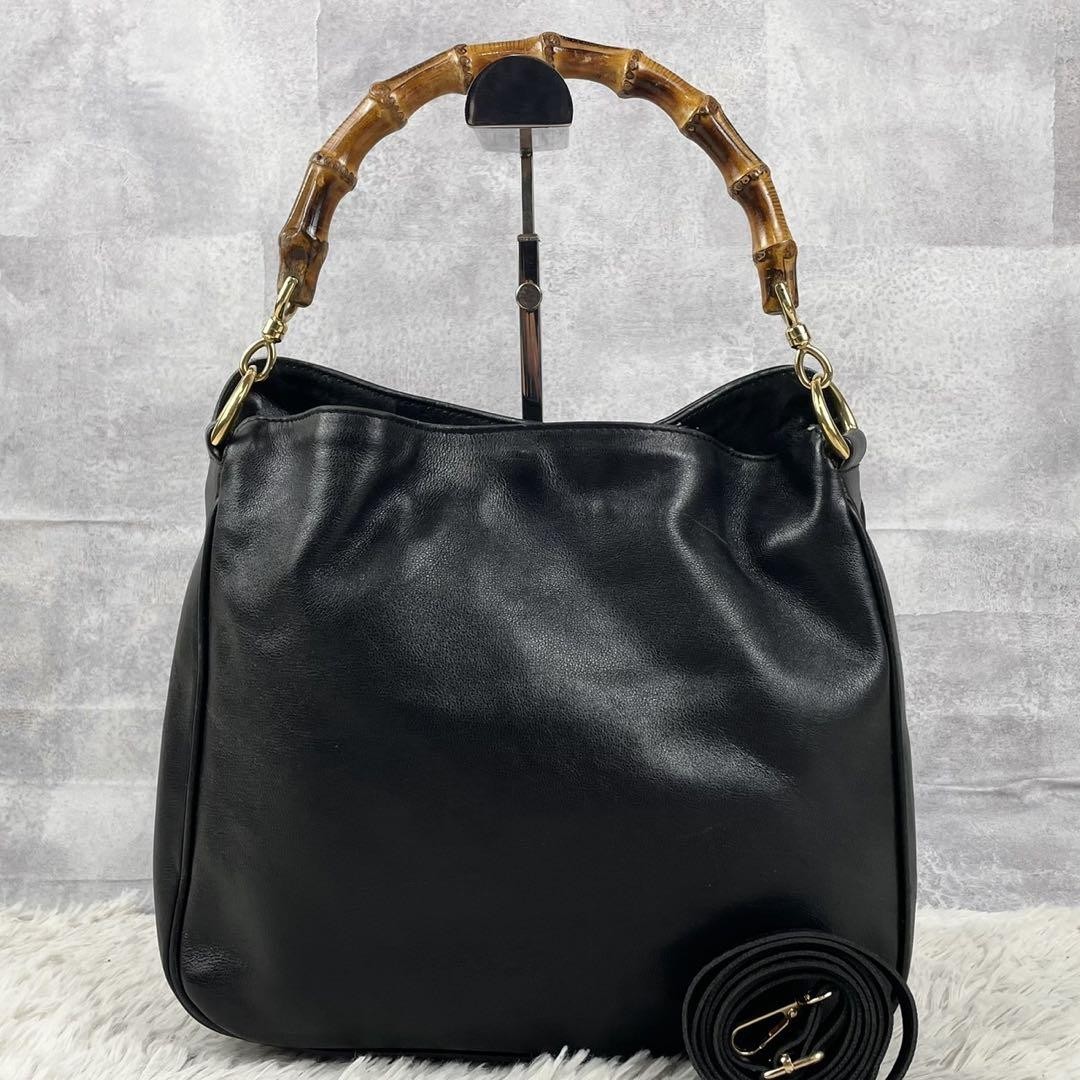 Gucci Black Bamboo Leather 2-Way Shoulder Bag with Magnet Closure Pre-Owned