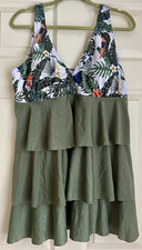 Shein Women s  3X (fits like 1X) Piece Swimdr...