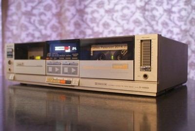 Hitachi DW-800 Doppel Kassettendeck -  FULLY SERVICED -  1 Jahr Gewährleistung
