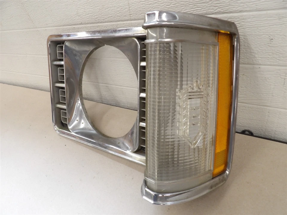 福特 GRANADA 1975 LH 驱动器侧灯门挡板 CHROME TRIM 原始设备制造商 — 第 2/4 张图片