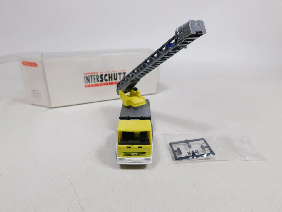 Wiking H0 1:87 619 02 Pompiere Iveco DLK 23-12 Interschutz Mint Box #CZ368-0,5 - Immagine 4 di 4
