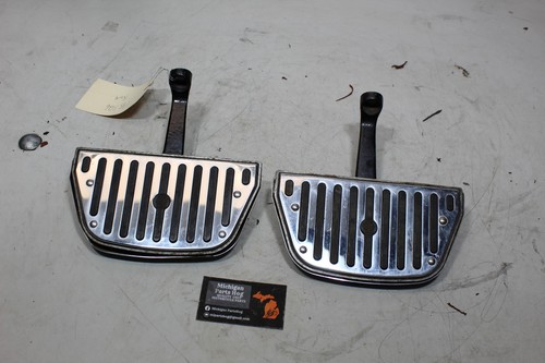 Harley Touring OEM Passenger Floorboard Footrest Set Chrome Rubber Bar Shield