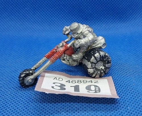 Rogue Trader Space Orks Biker Metal Games Workshop OOP 1980s Warhammer 40k
