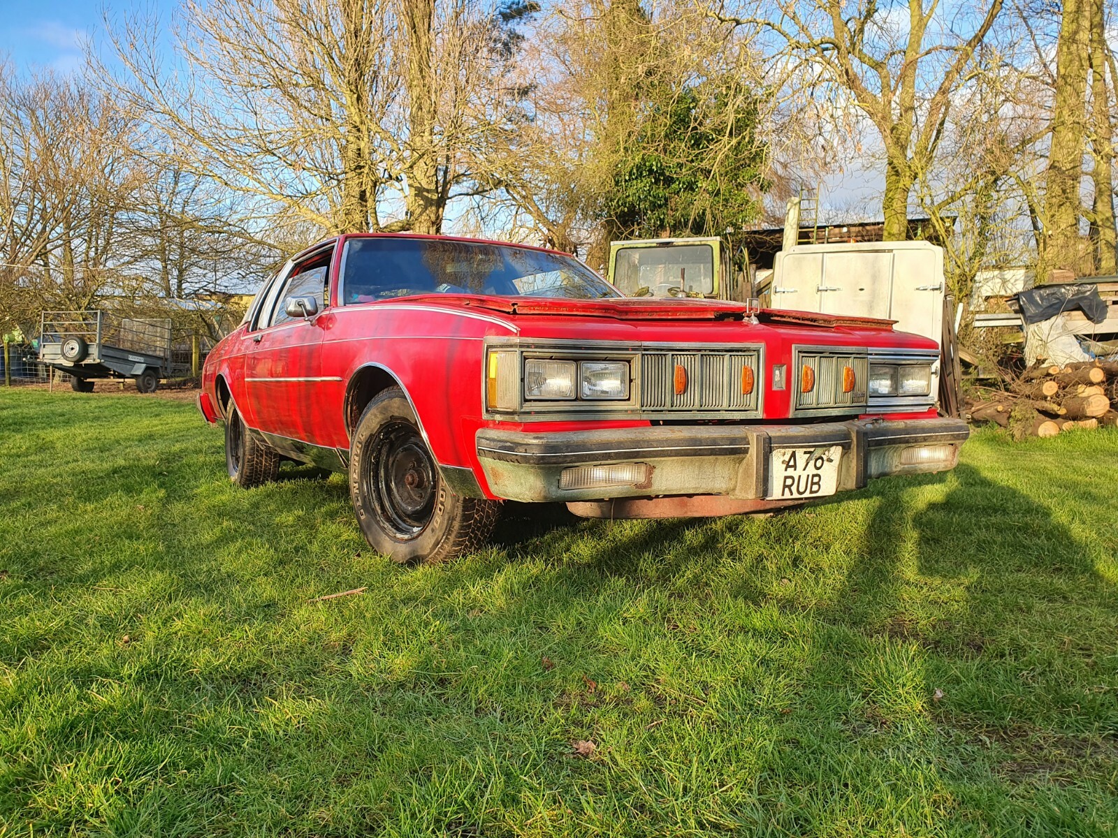 Image 1 - 83-039-Oldsmobile-Delta-88-Coupe-350-cu-in-Diesel-American-coupe-Lowrider-project
