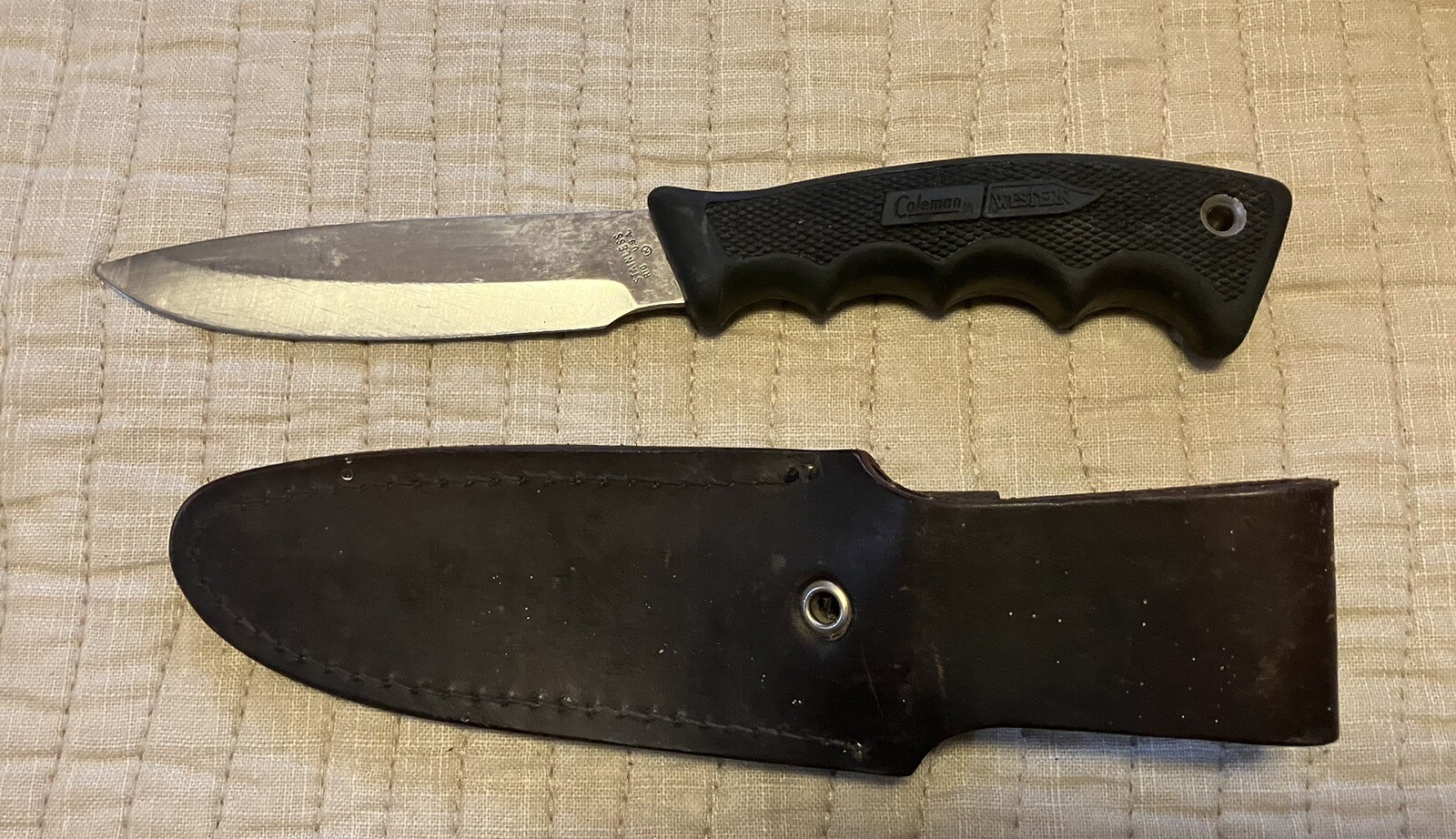 Vintage WESTERN CUTLERY COLEMAN FIXED BLADE KNIFE R16 & LEATHER SHEATH