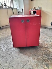 Mobiletto in Legno Laccato Rosso originale Vintage Anni '60 con 2 Ante 