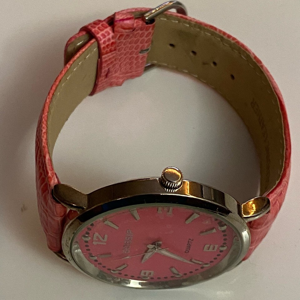 Gossip Pink Dial Silver Tone Leather Watch Working New Battery eBay