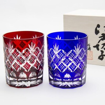 Tajima Glass Edo Kiriko, stacked arrowhead design, chrysanthemum bottom pair