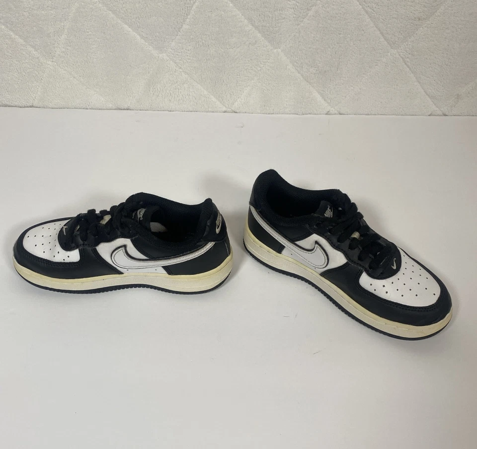 Nike Air Force 1 Niño Pequeño Talla 12.5 Negro Blanco Panda Zapatos de Baloncesto DV1623-001 Foto 2 de 4