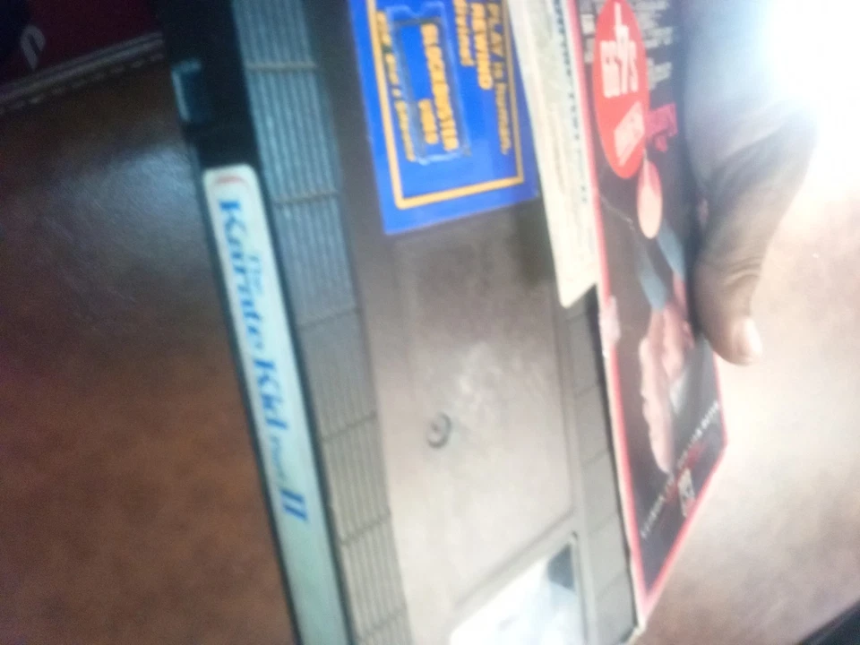 The Karate Kid Part II 2 (VHS) 1986 RCA/Columbia Original Side Loader Box Foto 2 de 4