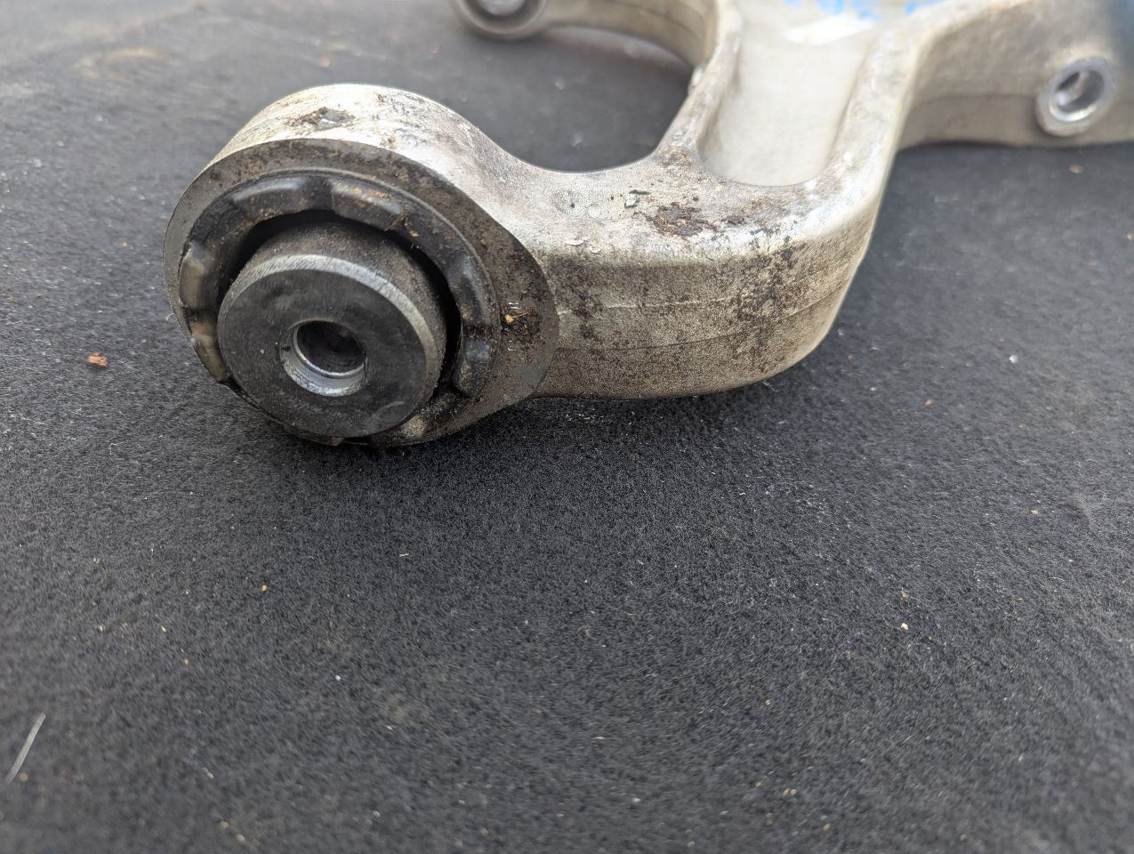 2014 -2020 MASERATI GHIBLI PASSENGER FRONT CONTROL ARM