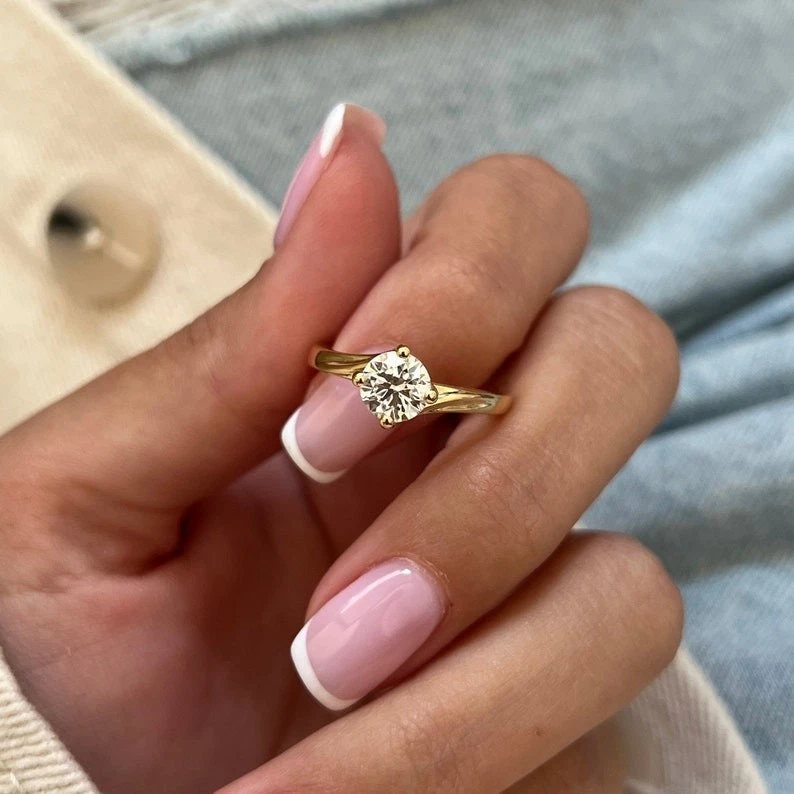 1 Carat Lab Grown Diamond Bypass Engagement Ring Round Solitaire Swirl Ring E/VS - Image 4 of 4