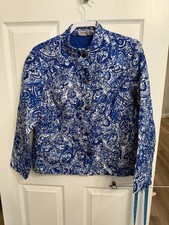 Chico s Quilted Jacket Blue White Paisley Print Snap Front Women s Size 2 L