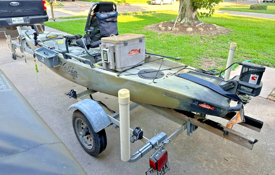 Hobie Pro Angler 14 2017 camuflaje con remolque Foto 3 de 4