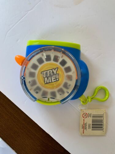 Horizontal Viewer with Try Me Reel K9883 3D View-Master 2002 K9883 w/ Tag