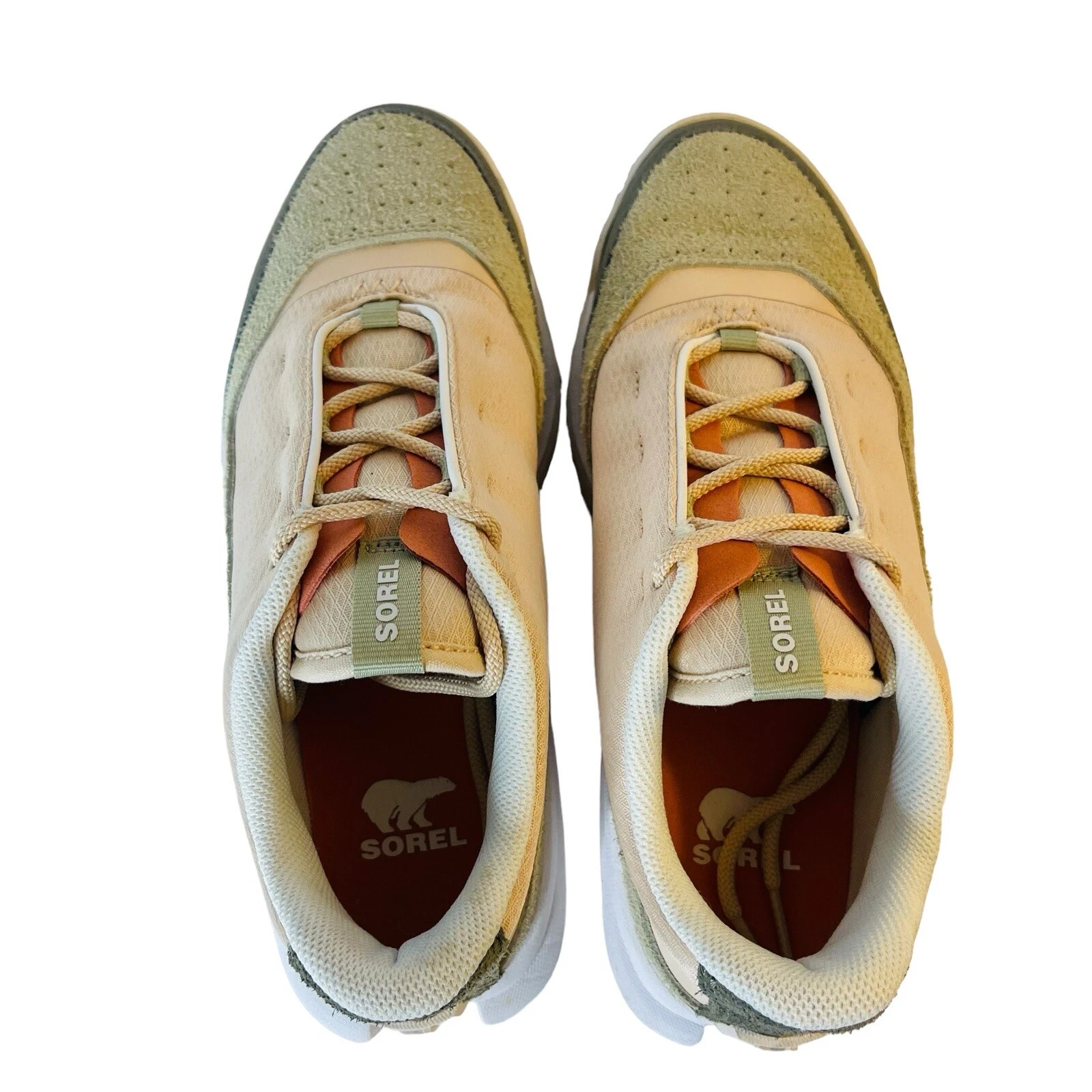 sorel low top sand beige walking shoes
