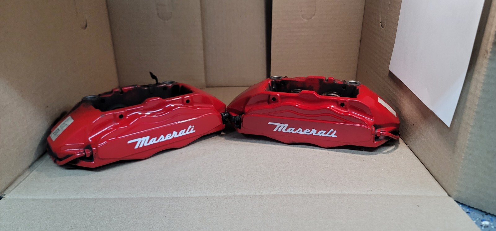 Maserati Ghibli Red 4 Piston Brembo Calipers