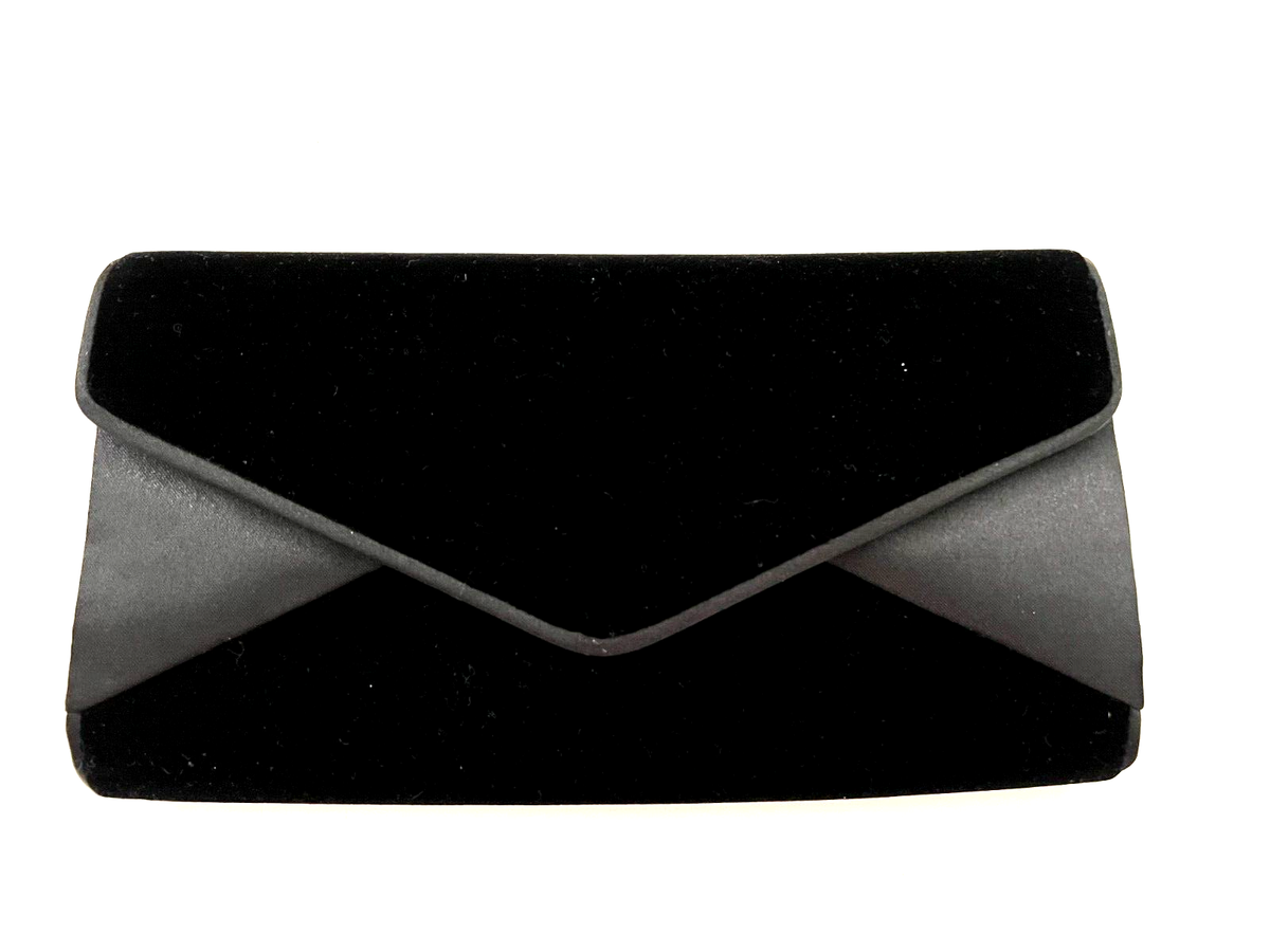 la regale satin clutch