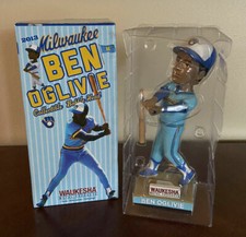 NIB Milwaukee Brewers BEN OGLIVIE Collectible Bobble Head Wow LOOK!!!!!
