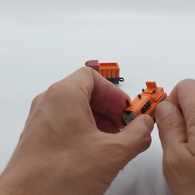 Terence & Elizabeth Capsule Plarail Wind-up Gashapon Thomas