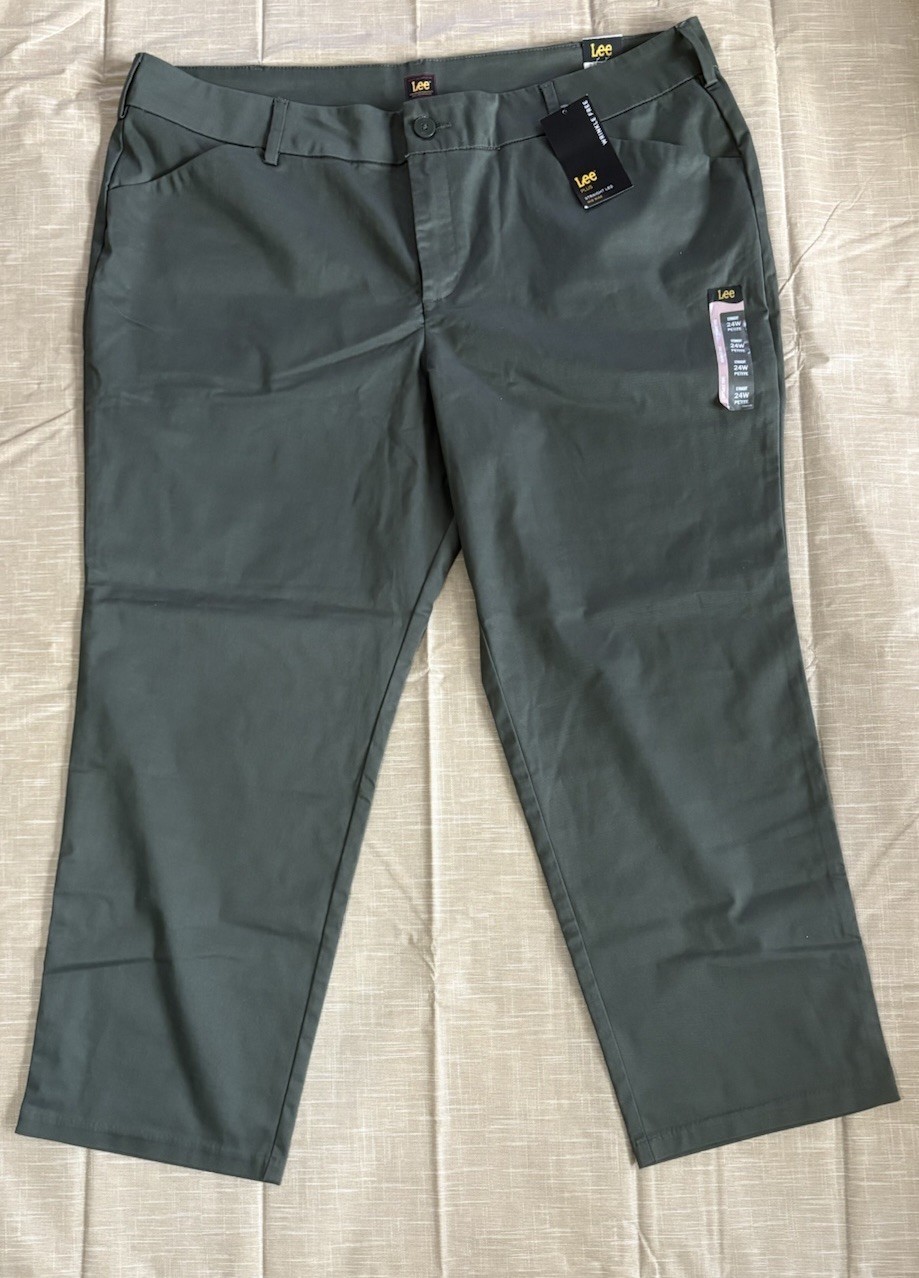 Lee Work Pants Women’s Plus Size 24W Petite Straight Leg Green Career Slacks