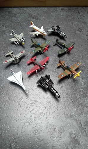 Micro Machines Militär Inlandsflugzeuge Konvolut x 10 Galoob Flugzeuge Jets