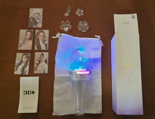 ILLIT Official Light Stick Fanlight Concert Cheering Authentic K-POP Goods