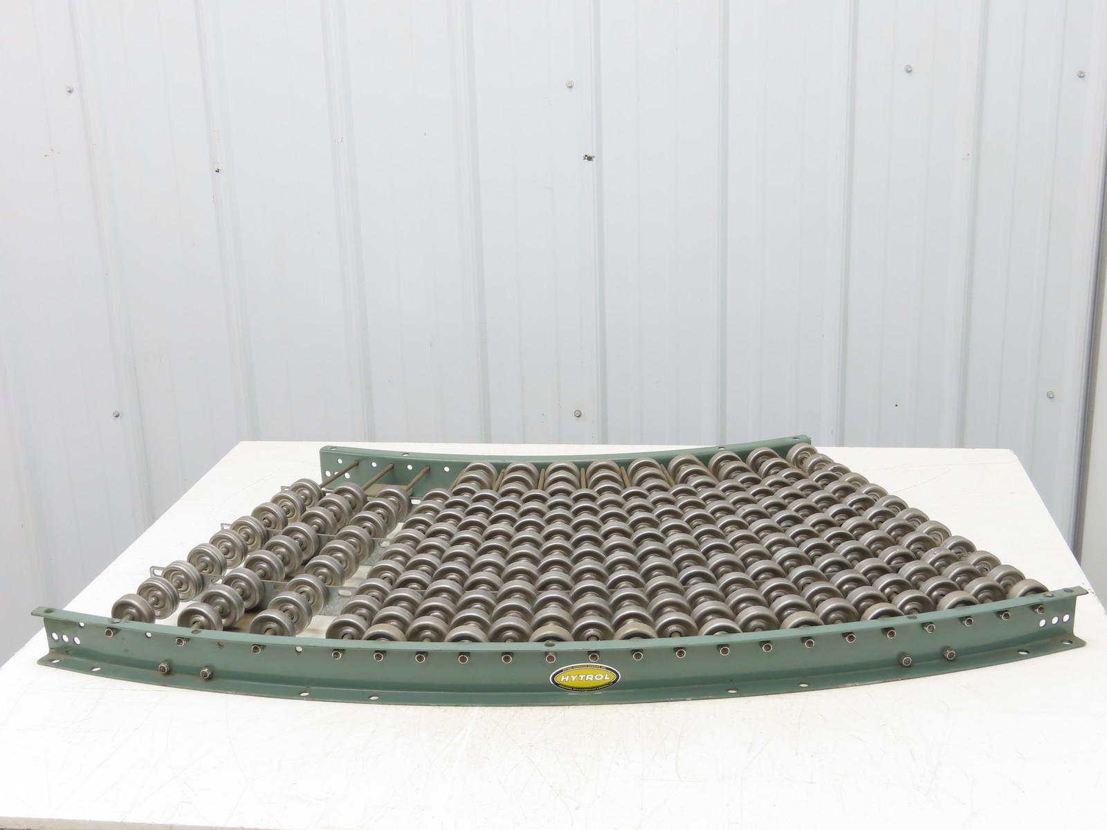 Hytrol 24"x 45° Curve Steel Skate Wheel Roller Gravity Conveyor Section