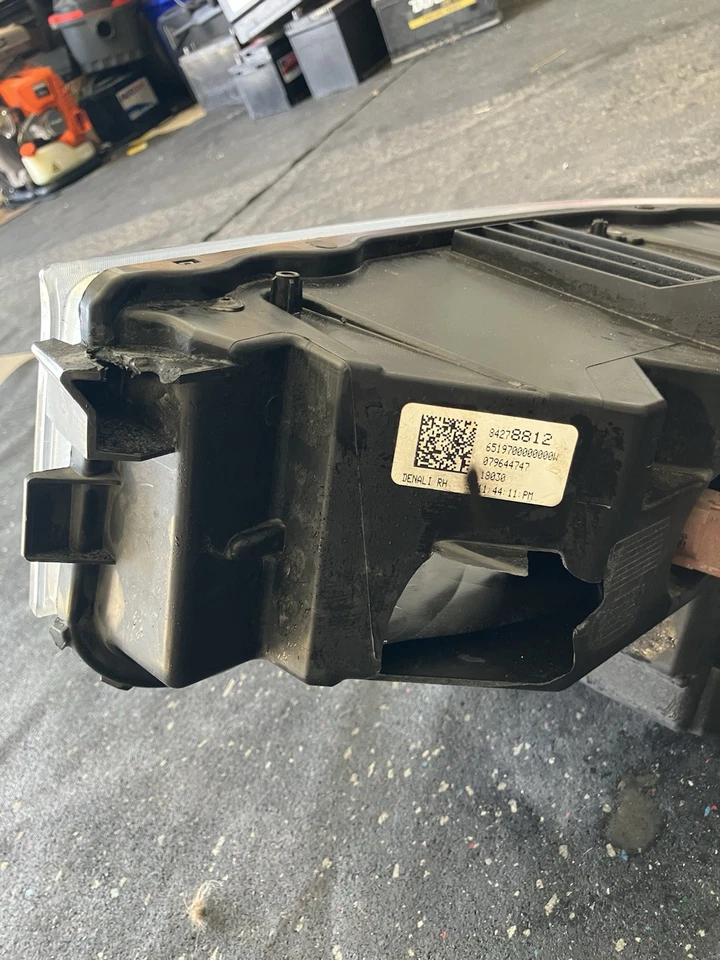 GMC Acadia Denali 2017-2019 pasajero derecho derecho derecho xenón faros HID OEM 17 18 19 Foto 3 de 4