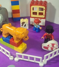 Lego Duplo Circus Lot 2000-13 Train Ringmaster Lion & Elephants Heads move Seal 