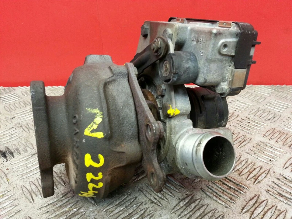 Turbocompresor izquierdo Jaguar tipo S 2006 2,7 L AJDV6 206,00 CV 6R8Q-GK682-BC Foto 3 de 4