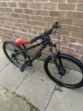 Carrera Vengeance Junior 13 Inch Frame 26 Inch Wheels