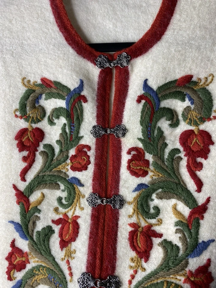 VRIKKE Norwegian Vest Women's Medium 100% Wool Nordic Metal Clasp Floral Sweater - Image 2 of 4