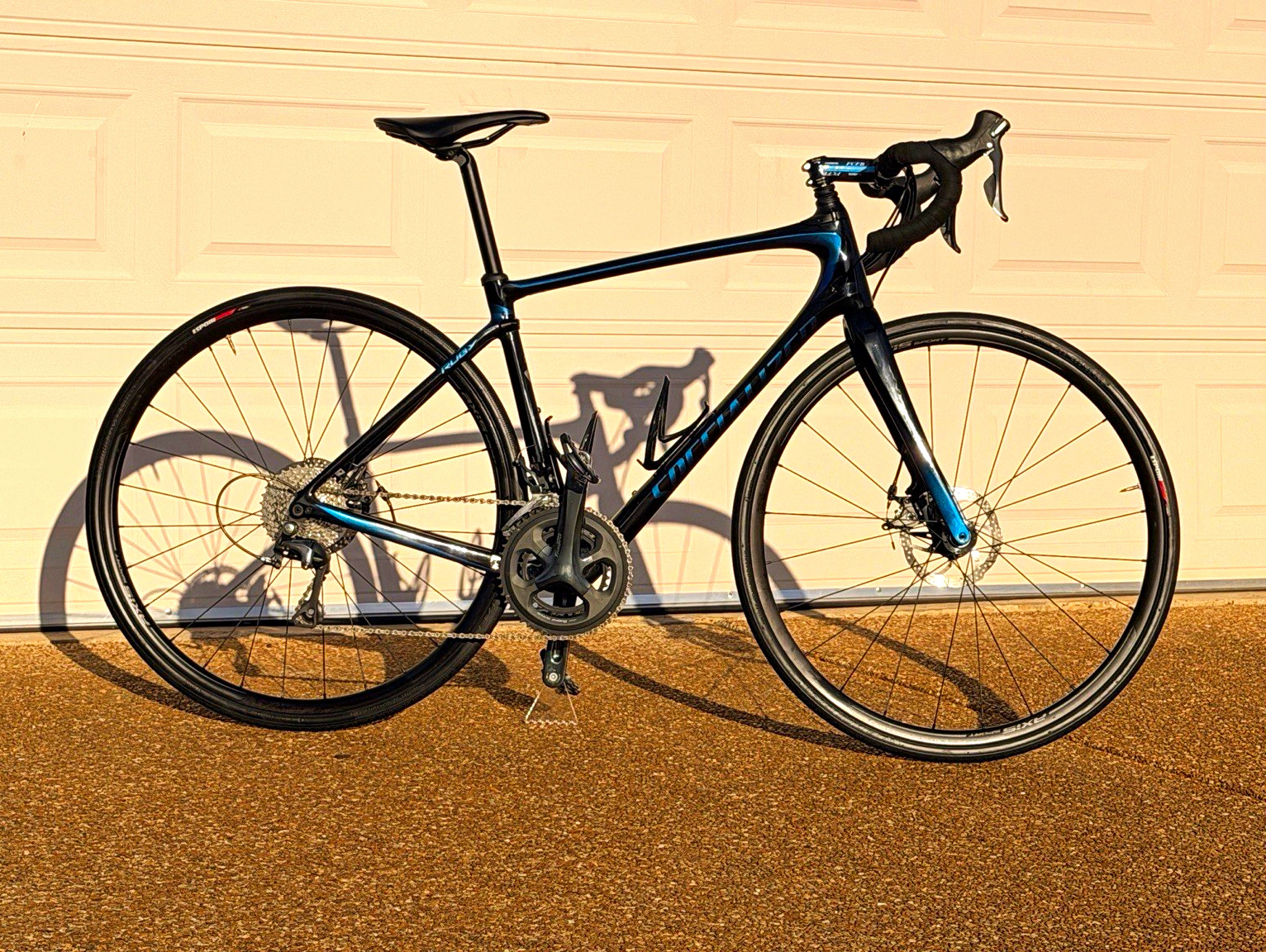 Specialized Ruby Carbon Road Bike 54cm Future Shock Tiagra Disc Black Blue