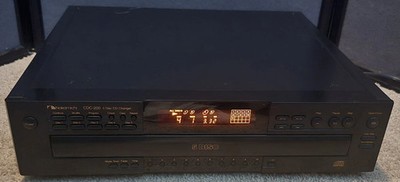 Vintage Nakamichi CDC-200 Home Audio Stereo System 5 CD MusicBank Changer Player