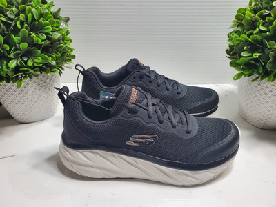 Skechers Women's D'Lux Ultra Sneaker, Lightweight Comfortable Shoe Size 6 ~ NWB